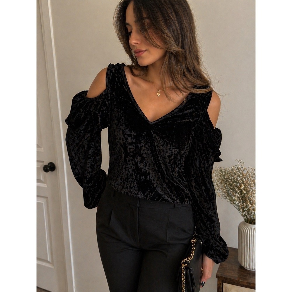 Gold Hawk Black Silk Blend Crushed Velvet Cold Shoulder Ruffle Top Small NWT
